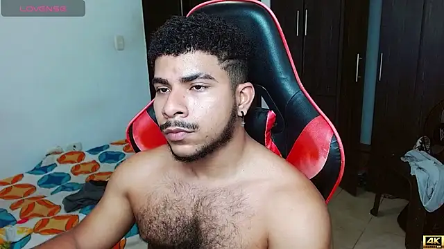 Javier Hot27 online show from March 29, 2026, 5:25 pm