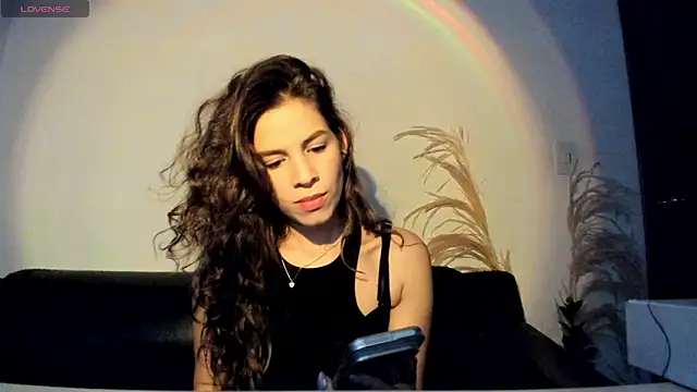 jessyegoldenn online show from June 18, 2026, 12:53 am