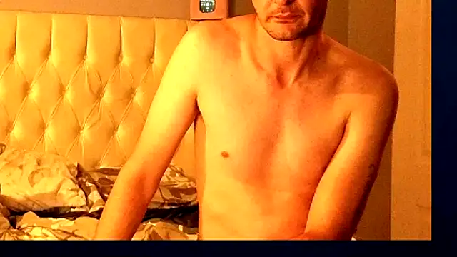 Snapshot of ebonylover1 chatting on April 10, 2026, 10:28 pm ebonylover1 online show from April 10, 2026, 10:28 pm