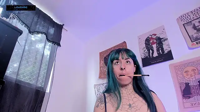 Snapshot of Hisato111 chatting on November 25, 2025, 1:44 pm Hisato111 online show from November 25, 2025, 1:44 pm