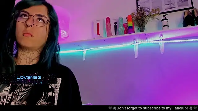 Snapshot of Hisato111 chatting on September 29, 2025, 12:44 pm Hisato111 online show from September 29, 2025, 12:44 pm