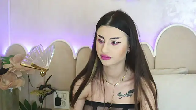 Snapshot of Alice_Voss chatting on November 15, 2025, 6:17 am Alice Voss online show from November 15, 2025, 6:17 am