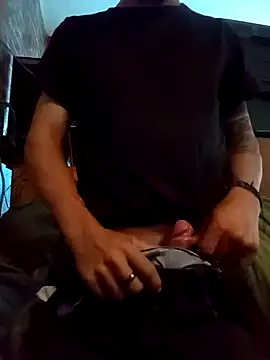 tonallis online show from February 26, 2025, 10:47 pm