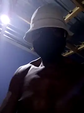 Snapshot of TheBlackT chatting on April 9, 2026, 7:20 pm TheBlackT online show from April 9, 2026, 7:20 pm