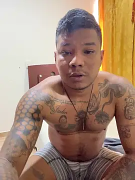 Saipuer31 online show from April 13, 2026, 5:06 pm