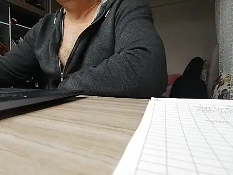 alykemylove01 online show from February 27, 2025, 7:15 pm