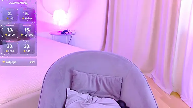 Amber Rogers online show from November 8, 2025, 5:44 am