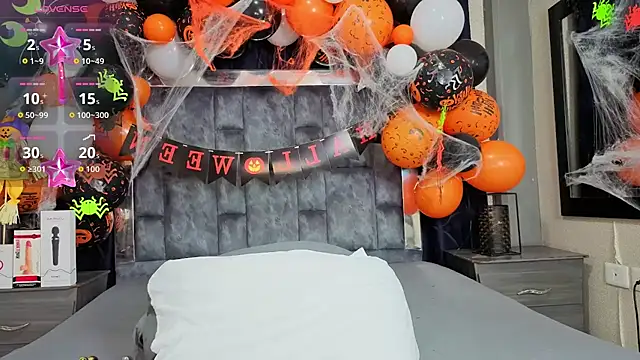 Effie cooper online show from October 20, 2025, 7:36 pm