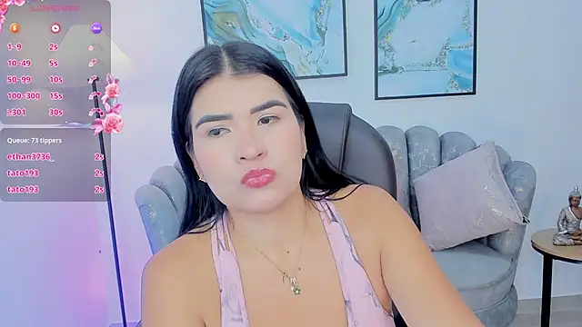 Snapshot of Corina_White chatting on October 24, 2025, 12:15 pm Corina White online show from October 24, 2025, 12:15 pm