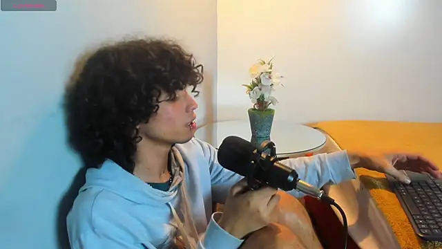andres ocasio online show from October 10, 2025, 3:07 am