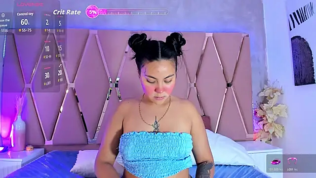 Snapshot of Emily_Black1 chatting on November 2, 2025, 11:10 pm Emily Black1 online show from November 2, 2025, 11:10 pm