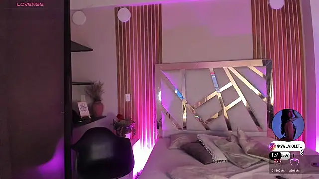 sweetviolet   online show from March 27, 2026, 12:28 pm