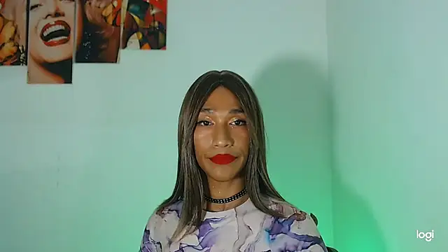 red veltet online show from October 18, 2025, 9:28 pm