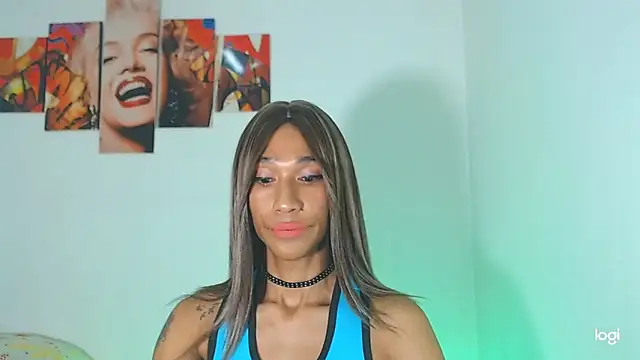 Snapshot of red_veltet chatting on March 3, 2026, 10:28 pm red veltet online show from March 3, 2026, 10:28 pm