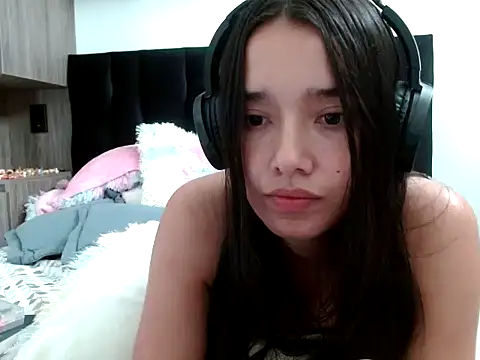 Snapshot of _luna_777 chatting on October 21, 2025, 3:33 pm luna 777 online show from October 21, 2025, 3:33 pm