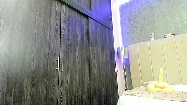 ava-am online show from November 11, 2025, 3:45 am