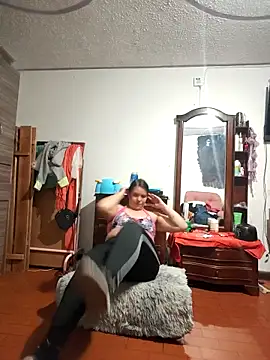 Snapshot of krolay16 chatting on September 24, 2025, 12:51 am krolay16 online show from September 24, 2025, 12:51 am