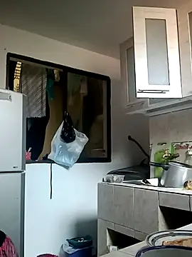 Snapshot of krolay16 chatting on March 18, 2025, 2:17 pm krolay16 online show from March 18, 2025, 2:17 pm