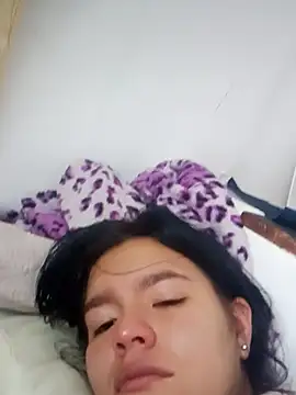 Snapshot of krolay16 chatting on March 16, 2025, 5:25 am krolay16 online show from March 16, 2025, 5:25 am