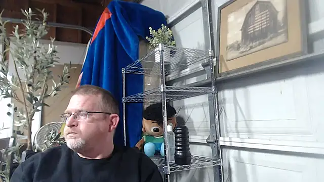 Snapshot of Randomoldguy615 chatting on February 28, 2025, 1:15 am Randomoldguy615 online show from February 28, 2025, 1:15 am