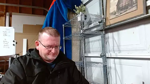 Snapshot of Randomoldguy615 chatting on February 22, 2025, 2:50 am Randomoldguy615 online show from February 22, 2025, 2:50 am