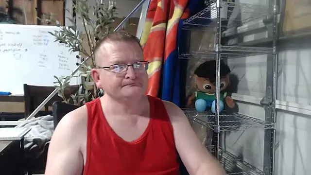 Snapshot of Randomoldguy615 chatting on March 12, 2025, 11:54 pm Randomoldguy615 online show from March 12, 2025, 11:54 pm