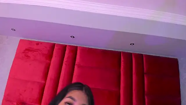 AnnieGibbyns online show from May 15, 2026, 1:20 pm