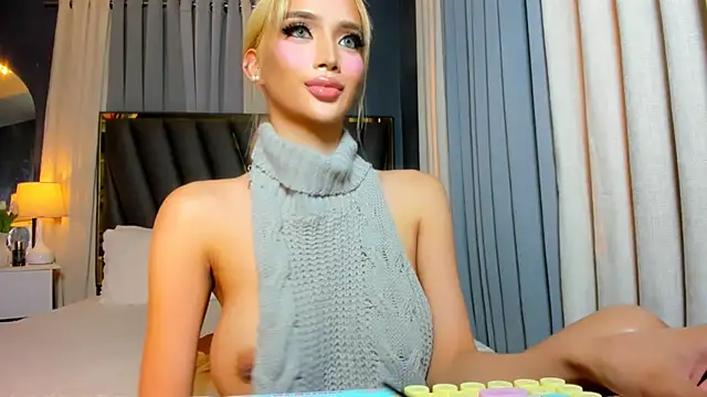 KylieSonique online show from May 8, 2026, 2:15 am
