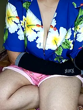 Snapshot of geetha_telugu_kan277 chatting on November 5, 2025, 6:55 pm geetha telugu kan277 online show from November 5, 2025, 6:55 pm