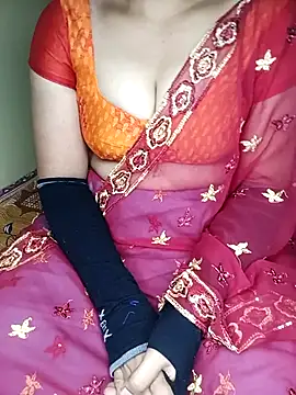 Snapshot of geetha_telugu_kan277 chatting on November 8, 2025, 5:38 pm geetha telugu kan277 online show from November 8, 2025, 5:38 pm