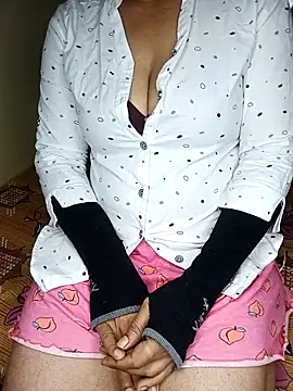 Snapshot of geetha_telugu_kan277 chatting on November 12, 2025, 12:09 pm geetha telugu kan277 online show from November 12, 2025, 12:09 pm