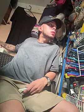 Cristopher1112 online show from February 23, 2026, 9:15 pm