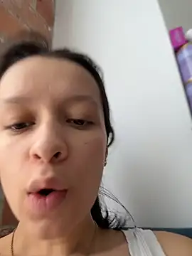 Soy Sara7 online show from April 15, 2026, 1:04 pm