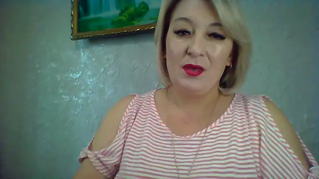 ArielXLoveresss online show from November 14, 2025, 10:30 am