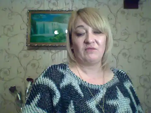 ArielXLoveresss online show from March 11, 2025, 7:36 pm