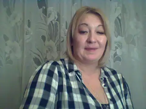 ArielXLoveresss online show from February 26, 2025, 6:15 pm