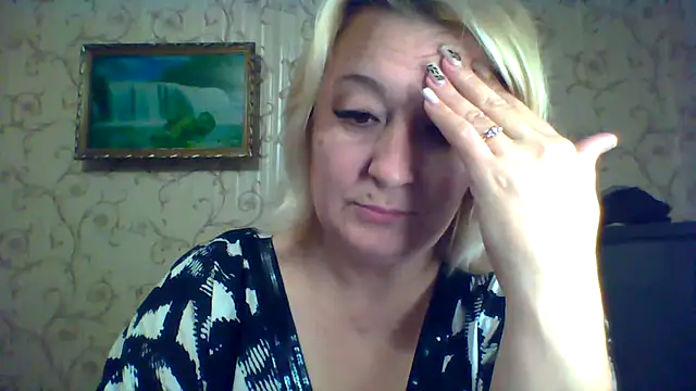 ArielXLoveresss online show from September 14, 2025, 6:41 pm