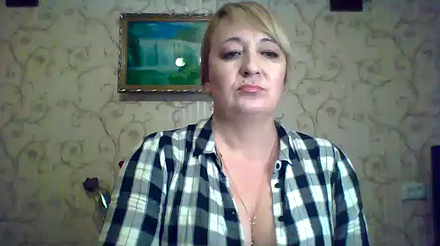 ArielXLoveresss online show from March 9, 2025, 5:28 pm