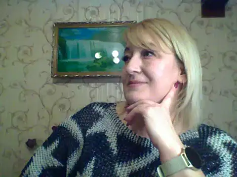 ArielXLoveresss online show from March 11, 2025, 4:29 pm