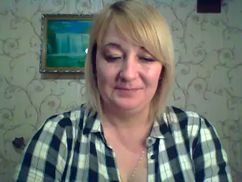 ArielXLoveresss online show from March 10, 2025, 6:12 pm