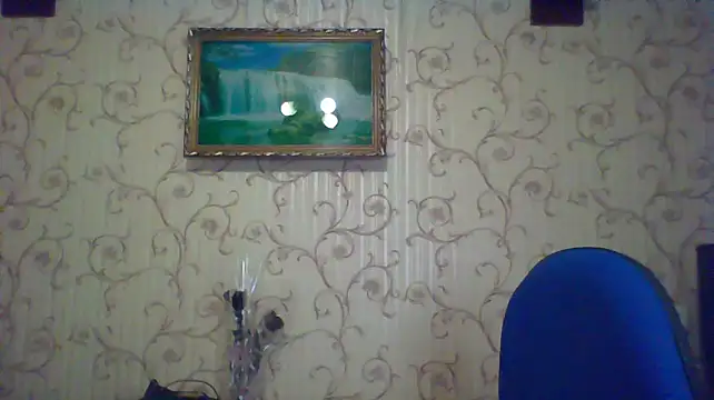 ArielXLoveresss online show from March 19, 2025, 6:01 pm