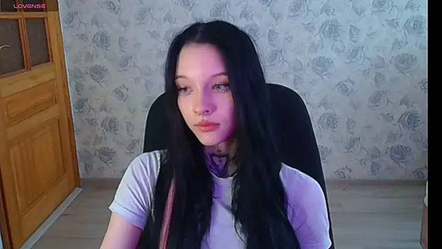 mefwhore online show from March 10, 2025, 8:39 am