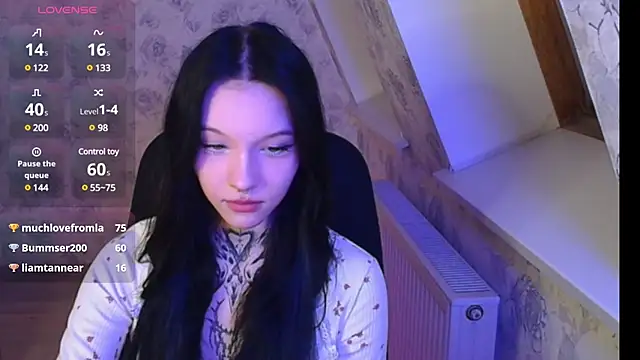 mefwhore online show from March 20, 2025, 7:04 pm