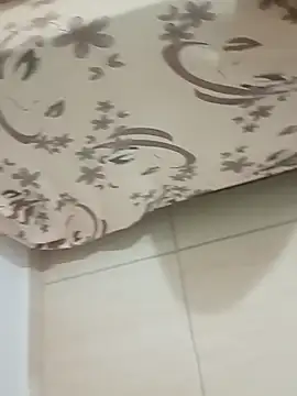 Snapshot of Safadoo2025 chatting on November 18, 2025, 12:15 am Safadoo2025 online show from November 18, 2025, 12:15 am