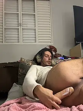 blondetwink online show from May 18, 2026, 4:45 pm