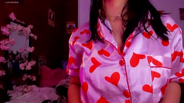 Snapshot of Minami_Nakamura chatting on February 15, 2026, 2:23 am Minami Nakamura online show from February 15, 2026, 2:23 am