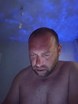 chris19851 online show from July 17, 2026, 3:42 pm