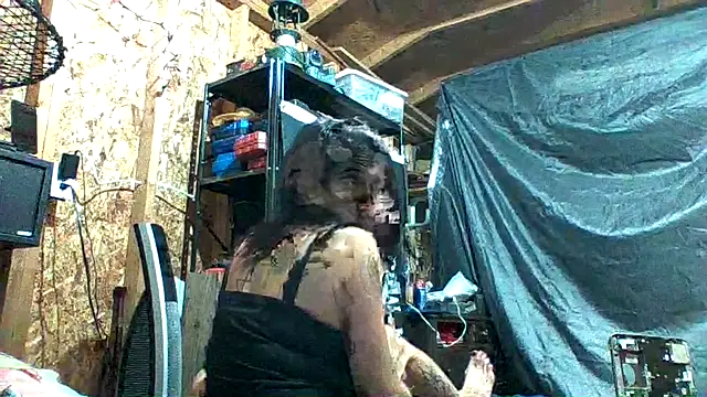 SillyRabbitz online show from November 7, 2025, 1:43 am