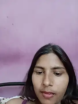 heena-3678 online show from May 18, 2026, 4:34 pm