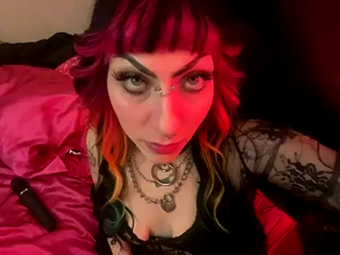 ChrryFoxx online show from October 24, 2025, 9:41 am